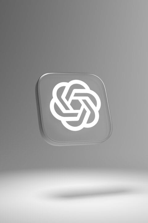 튜비, ChatGPT 앱스토어에 첫 OTT 네이티브 앱 출시 A white square with a knot on it